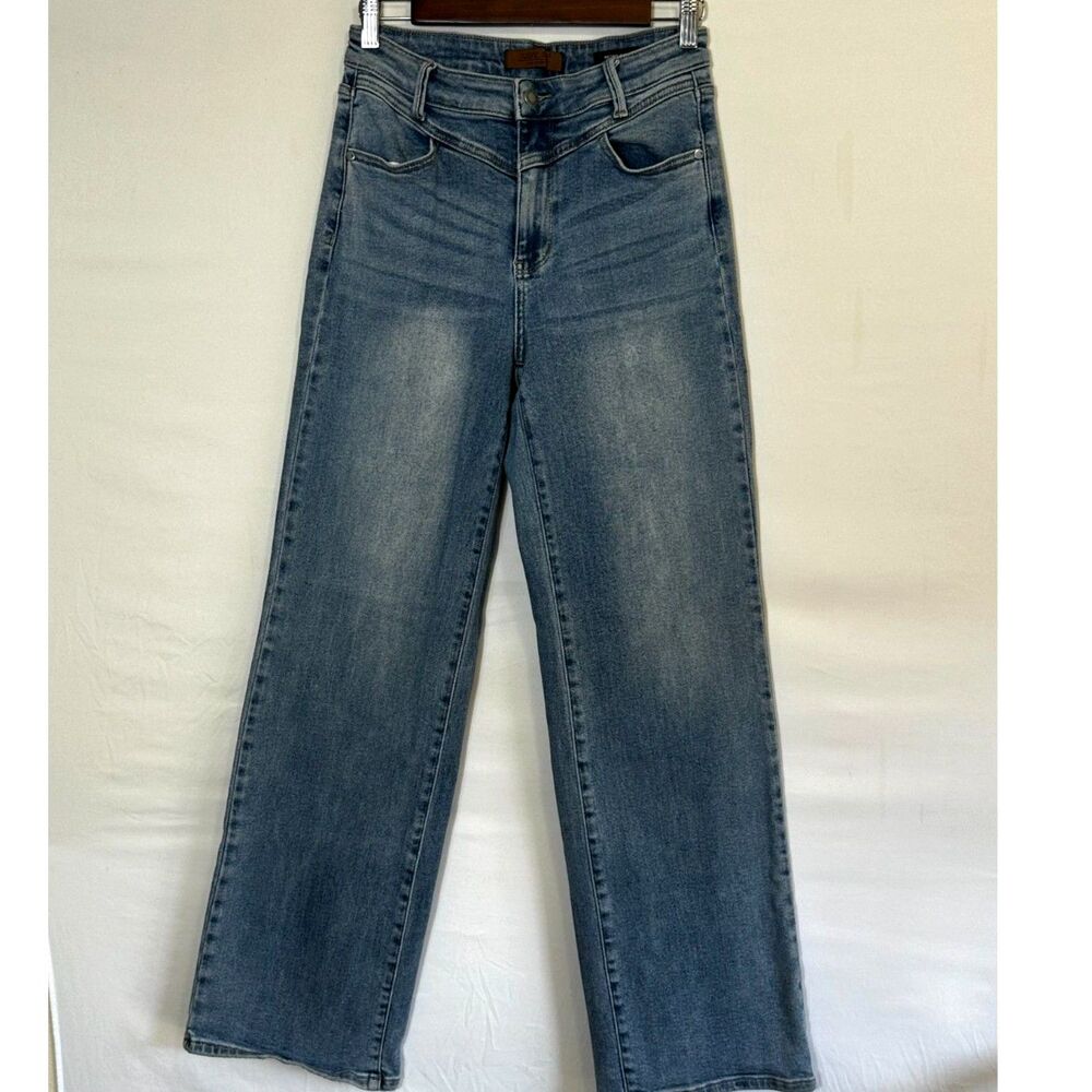 Judy Blue Women's High Waist Front Yoke Retro Wide Leg Blue Jeans Size 7/28